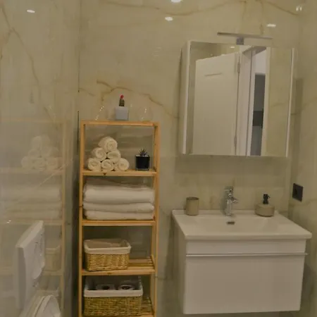 Cozy Central Apartamento Tirana