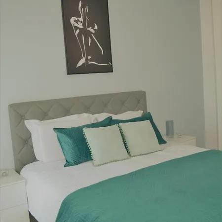 Cozy Central Apartamento Tirana
